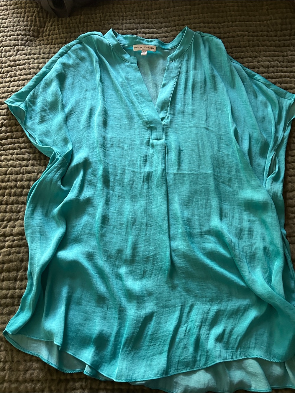 Lightweight Aqua Split-Neck Tunic Top